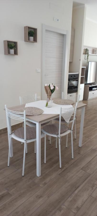 Apartmán La Casa Di Carla Pescara Exteriér fotografie